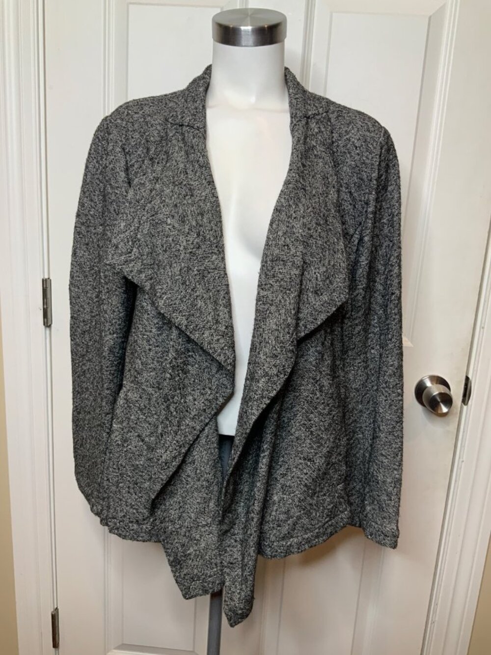 Eileen Fisher Gray Speckled Draped Open Front Cardigan, Size M